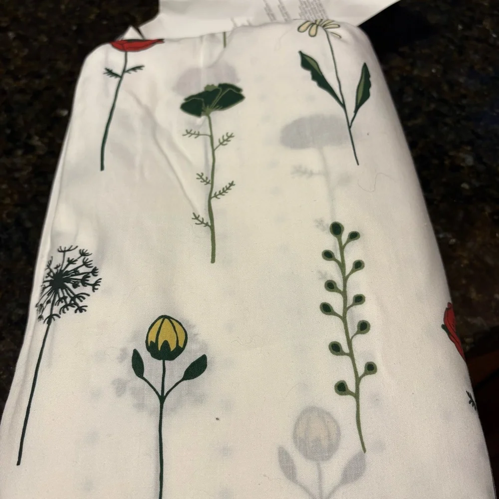 NWT IKEA NATTSLÄNDA Twin Duvet Cover Set with Floral Design
